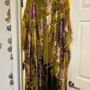 Aratta Multicolor Floral Kimono Green Velvet Sheath dress